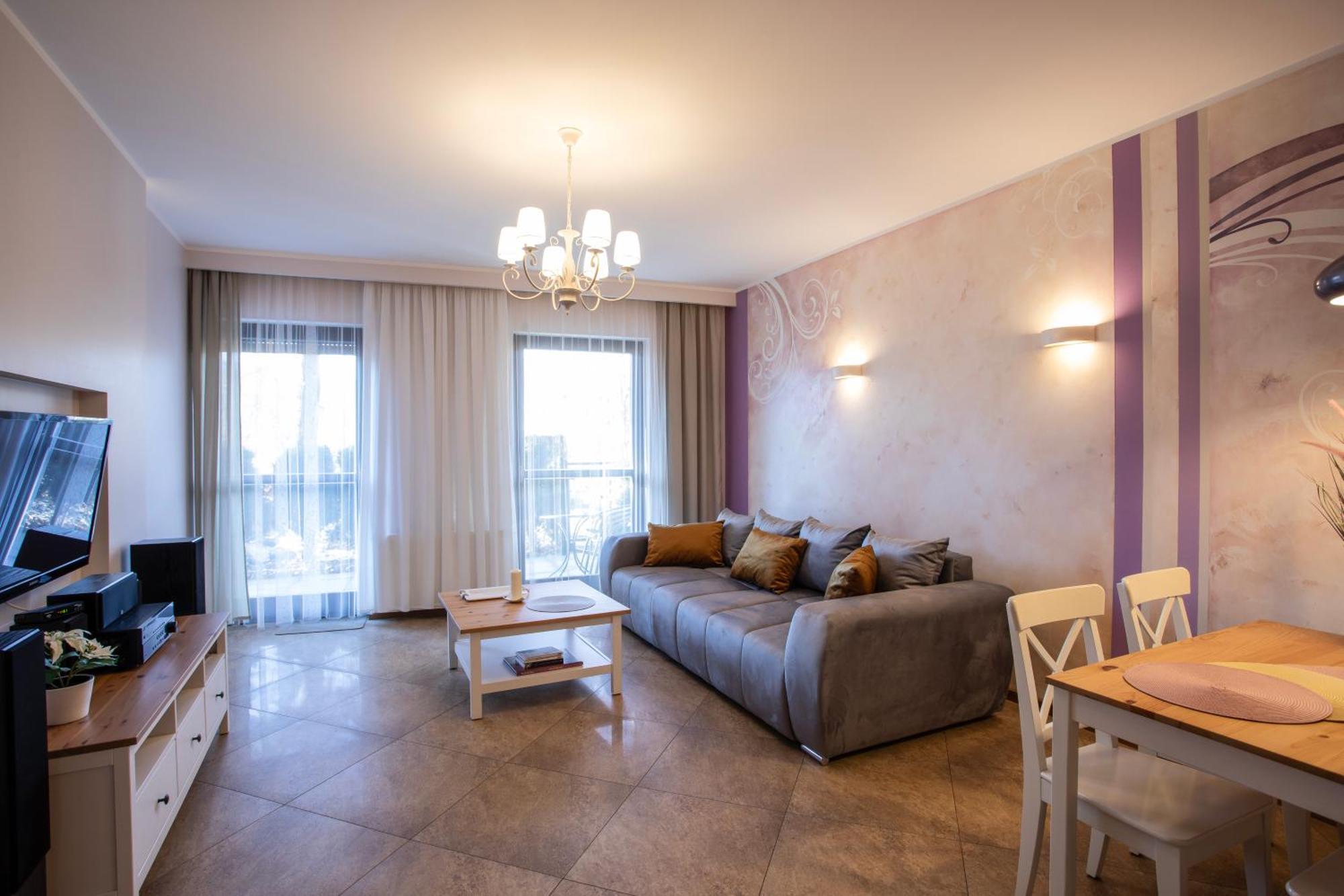Apartamenty Home Sweet Home シクラルスカ・ポレンバ エクステリア 写真