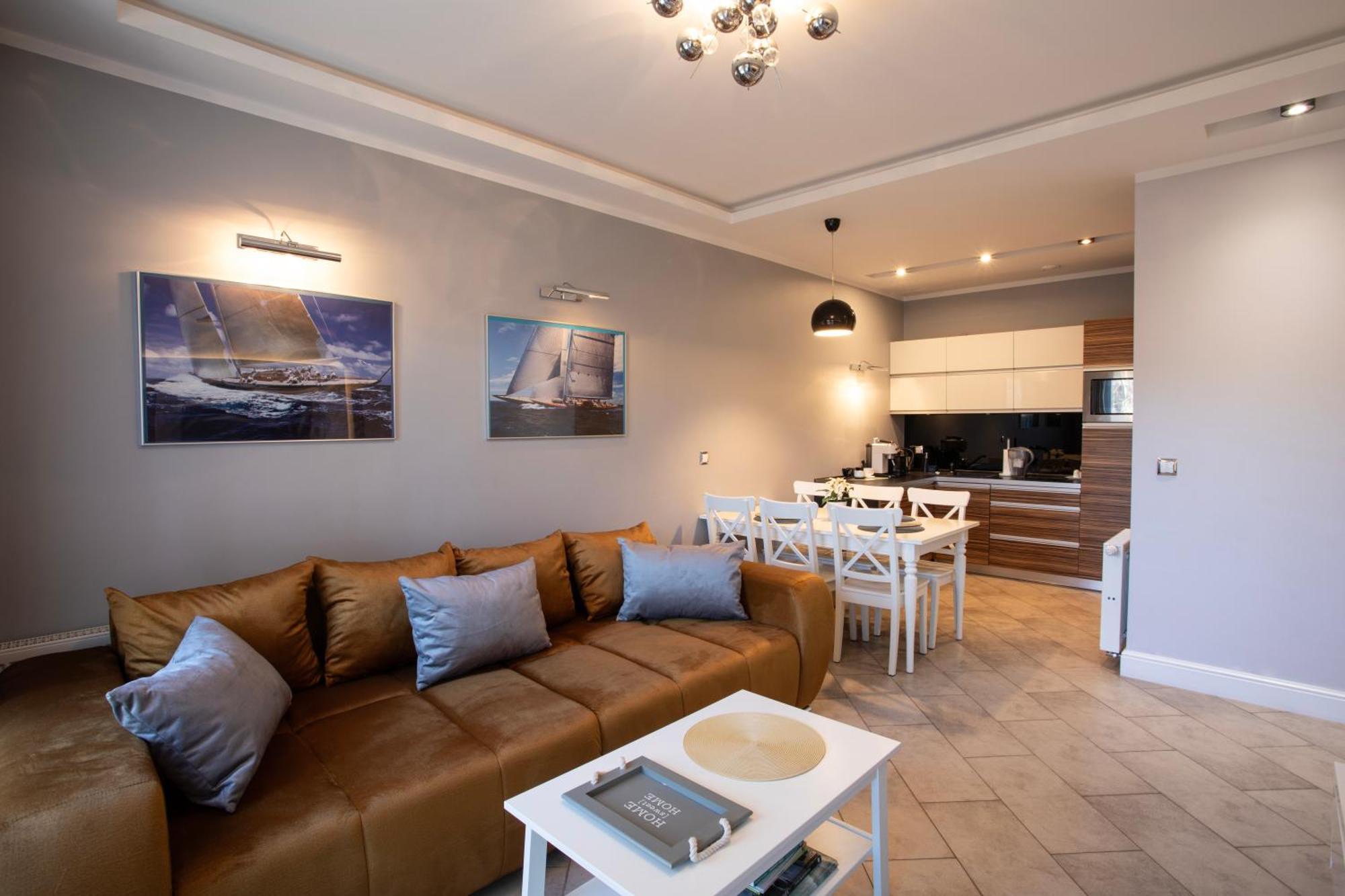 Apartamenty Home Sweet Home シクラルスカ・ポレンバ エクステリア 写真