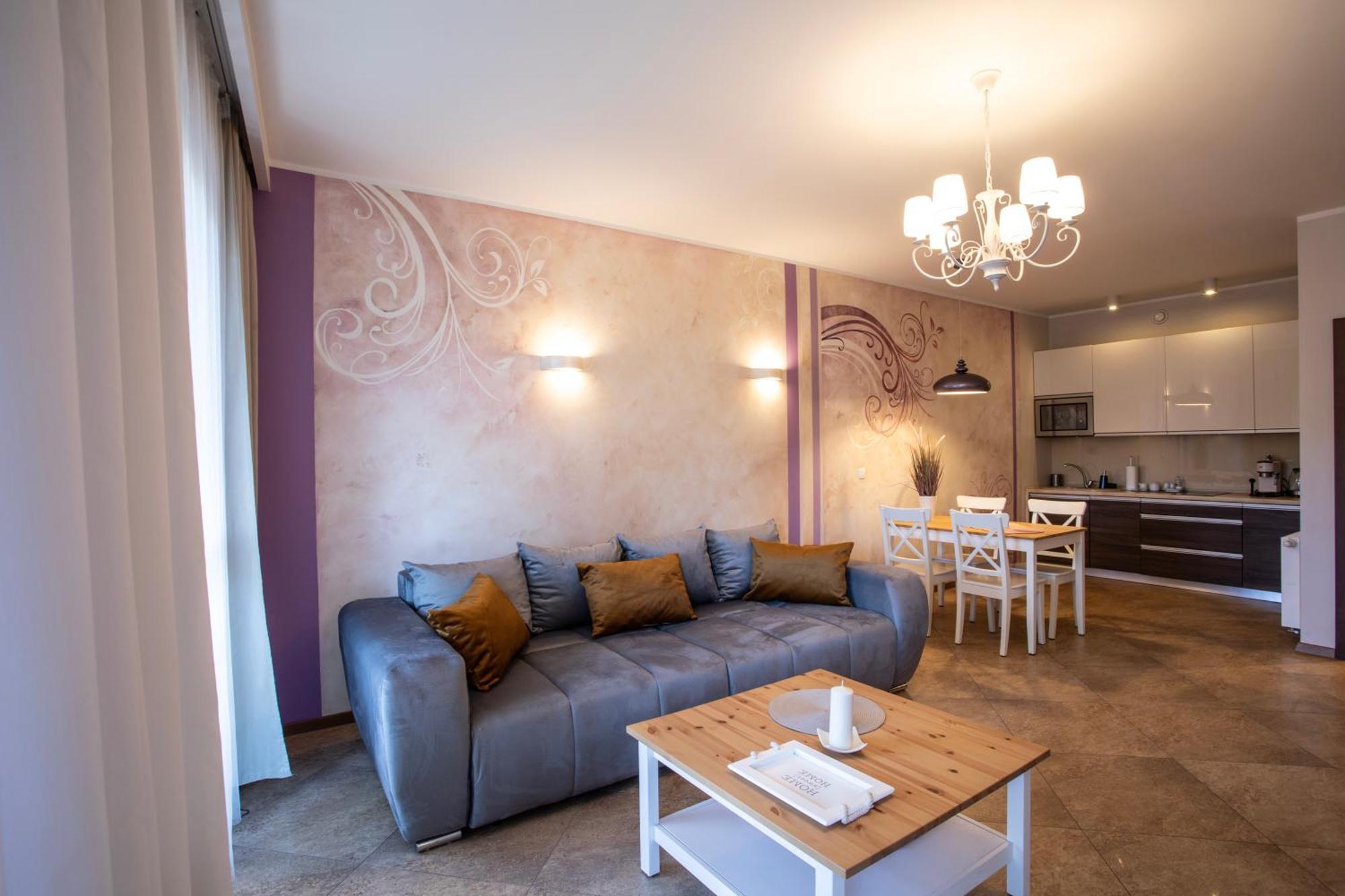 Apartamenty Home Sweet Home シクラルスカ・ポレンバ エクステリア 写真